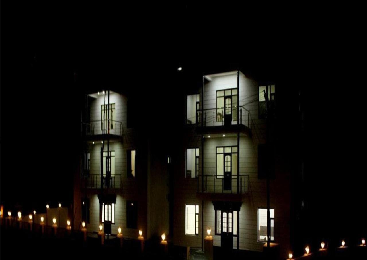 Hotel Kargil Heights Exteriér fotografie