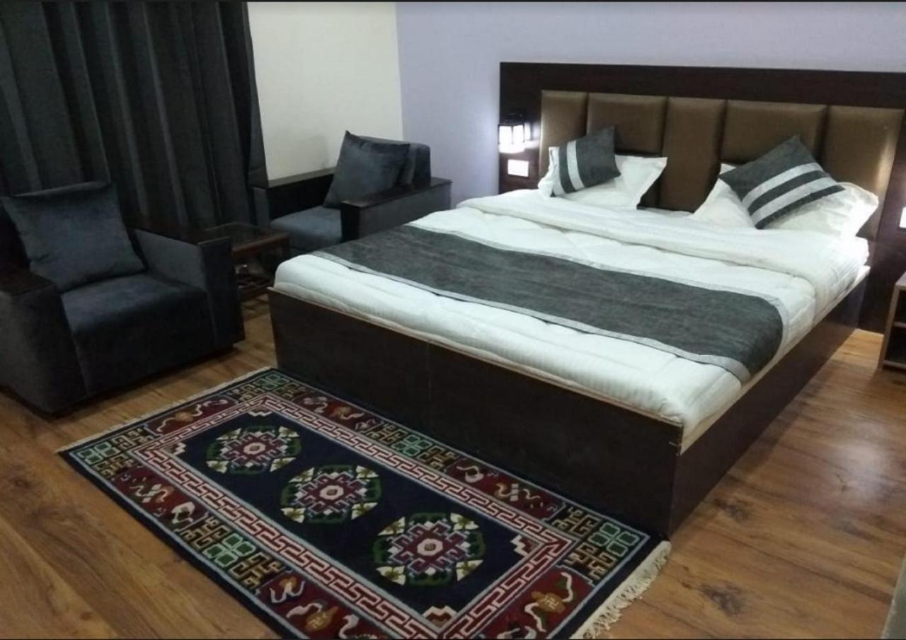 Hotel Kargil Heights Exteriér fotografie