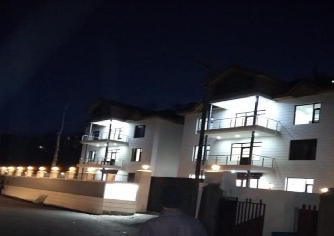 Hotel Kargil Heights Exteriér fotografie