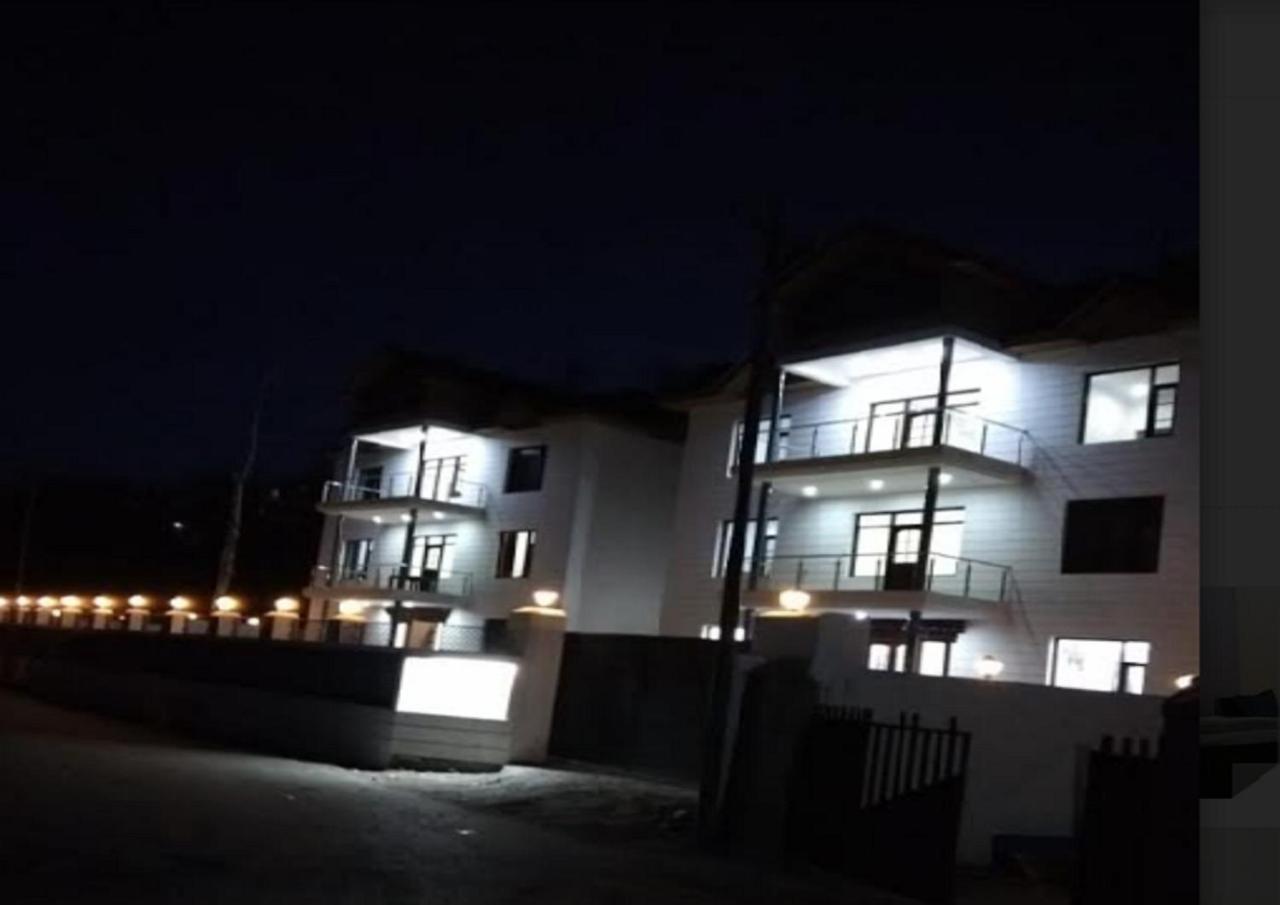 Hotel Kargil Heights Exteriér fotografie