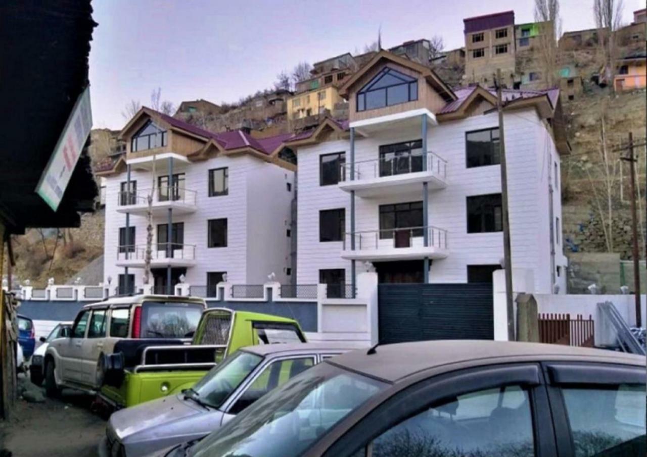 Hotel Kargil Heights Exteriér fotografie
