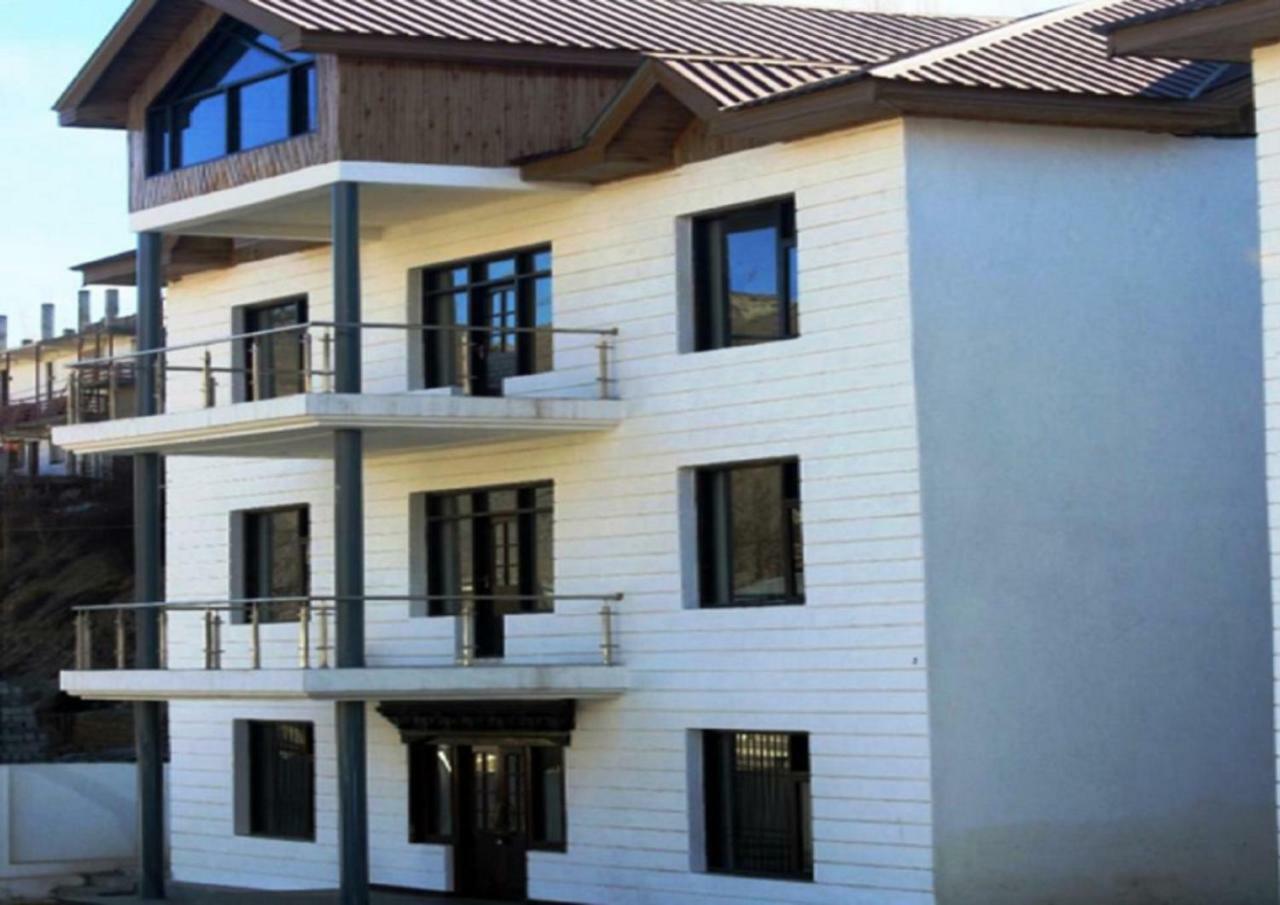 Hotel Kargil Heights Exteriér fotografie