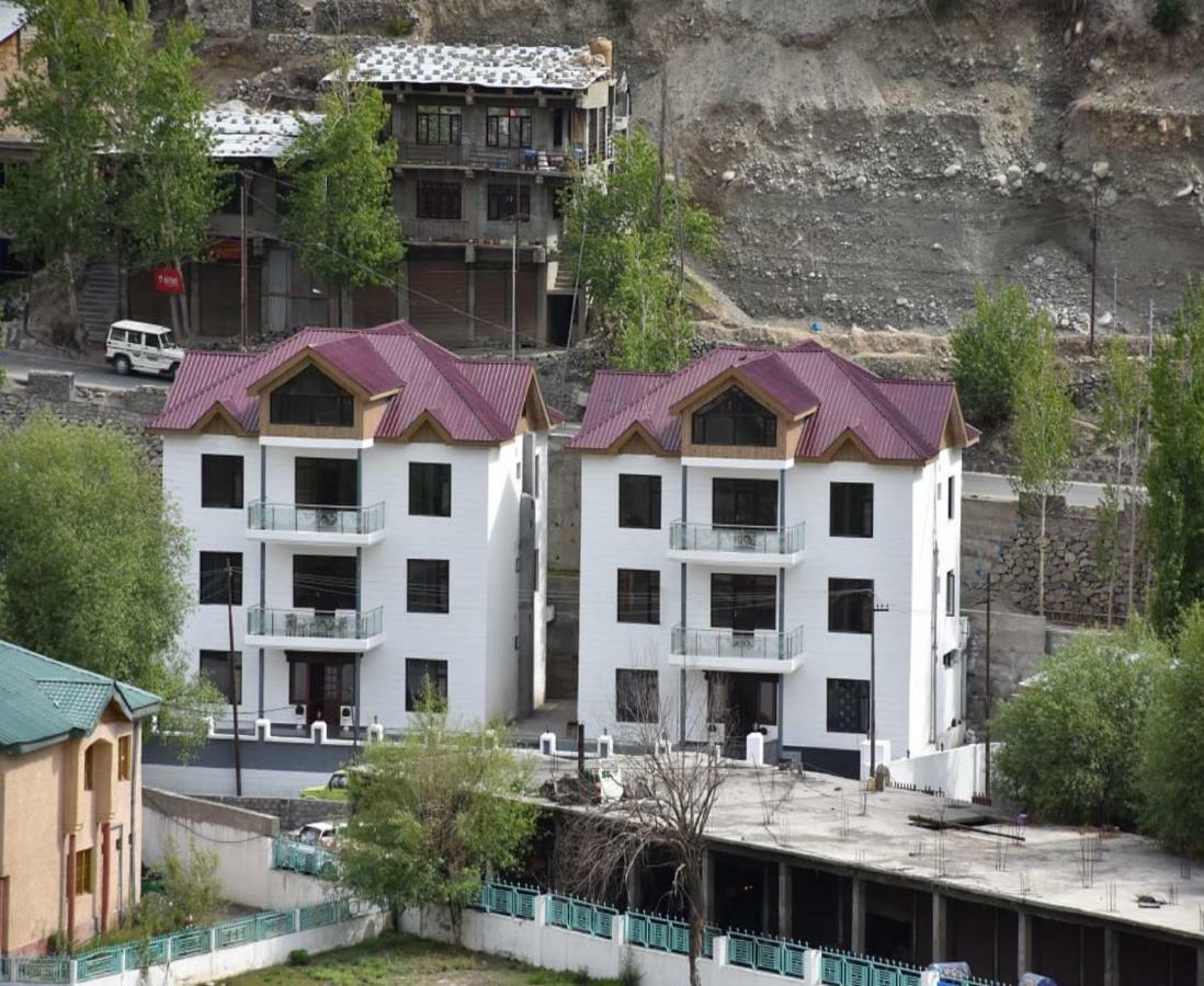 Hotel Kargil Heights Exteriér fotografie